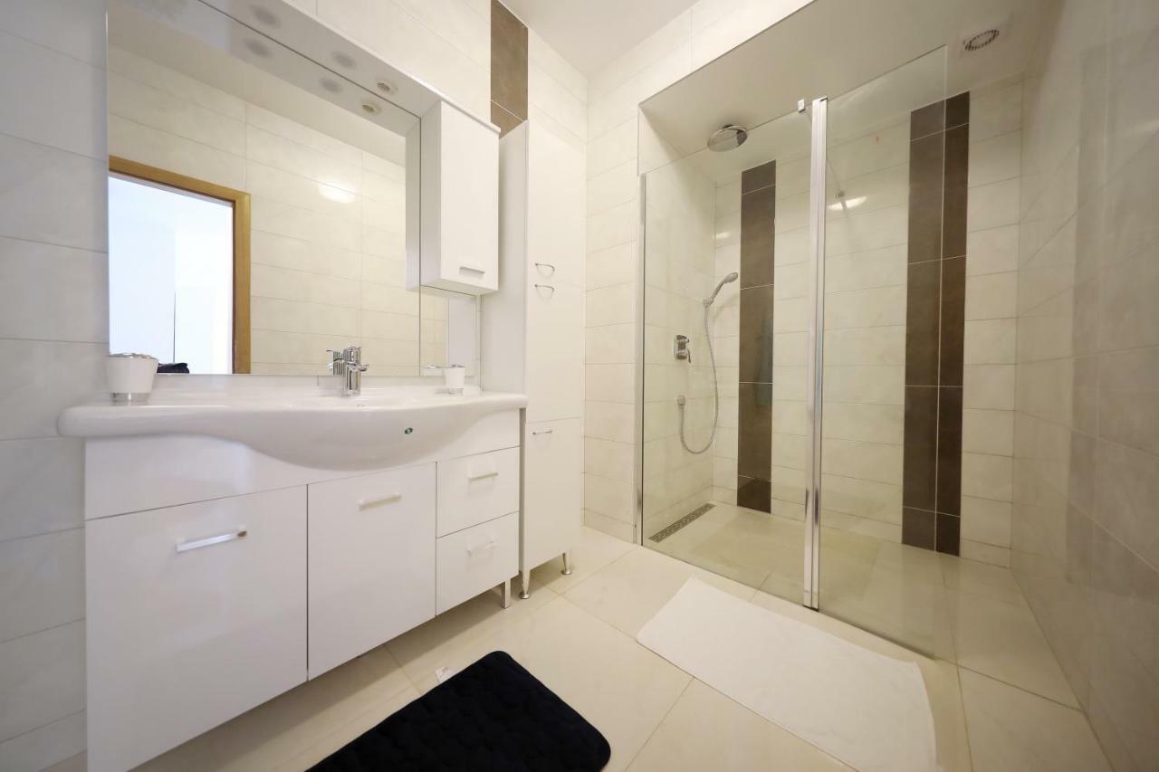 Apartmani Vlado Mitar Sukošan 外观 照片