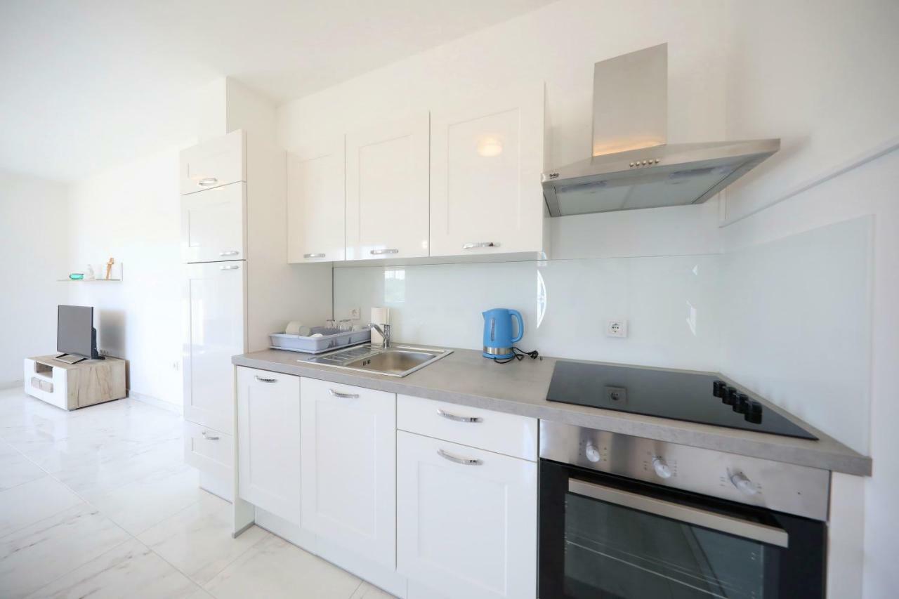 Apartmani Vlado Mitar Sukošan 外观 照片