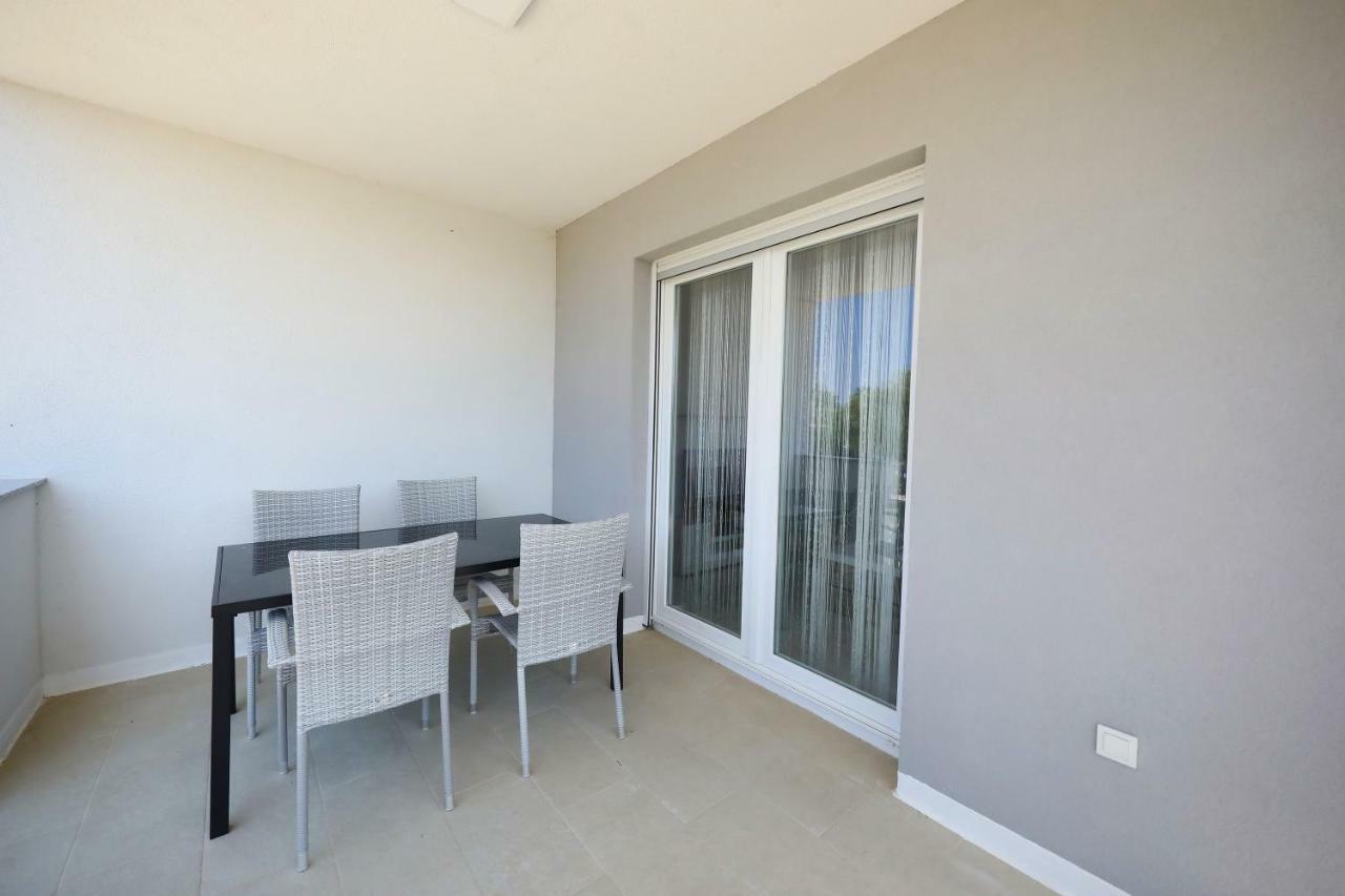 Apartmani Vlado Mitar Sukošan 外观 照片