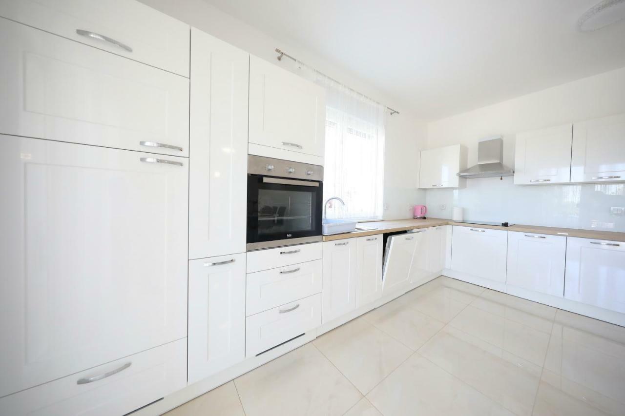 Apartmani Vlado Mitar Sukošan 外观 照片