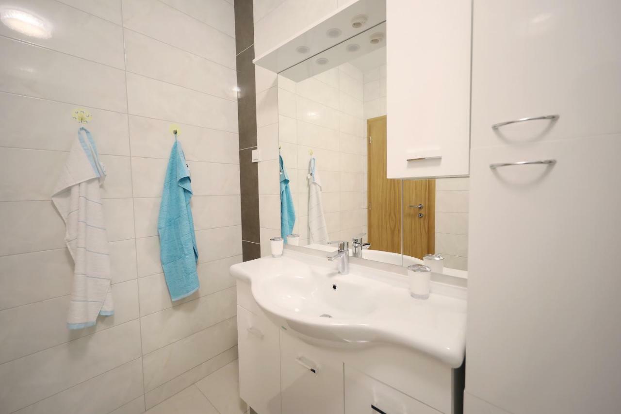 Apartmani Vlado Mitar Sukošan 外观 照片