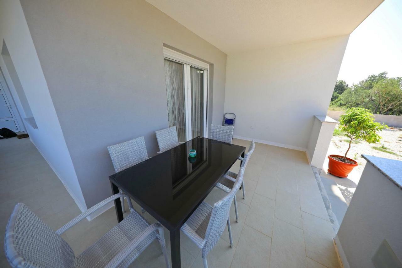 Apartmani Vlado Mitar Sukošan 外观 照片